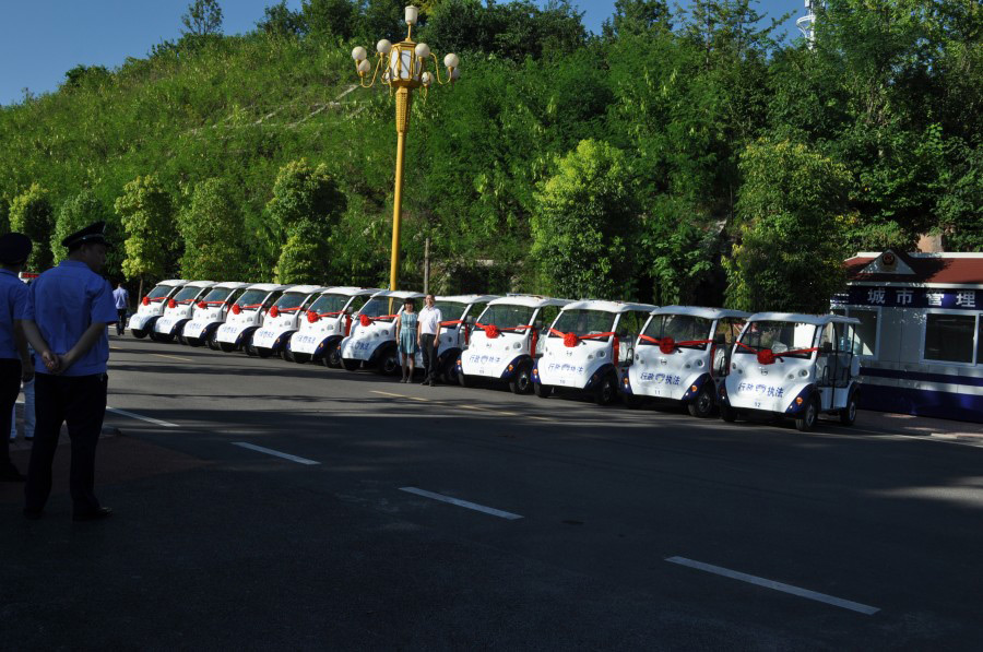 專業(yè)電動(dòng)巡邏車、電動(dòng)觀光車制造商