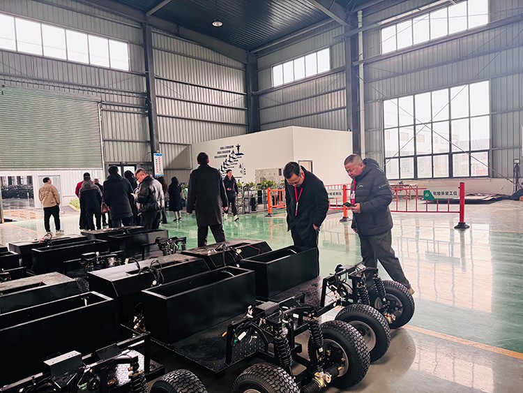 專業(yè)電動(dòng)巡邏車廠家,電動(dòng)觀光車制造商 專業(yè)電動(dòng)巡邏車廠家,電動(dòng)觀光車制造商