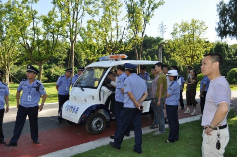 專業(yè)電動(dòng)巡邏車、電動(dòng)觀光車制造商